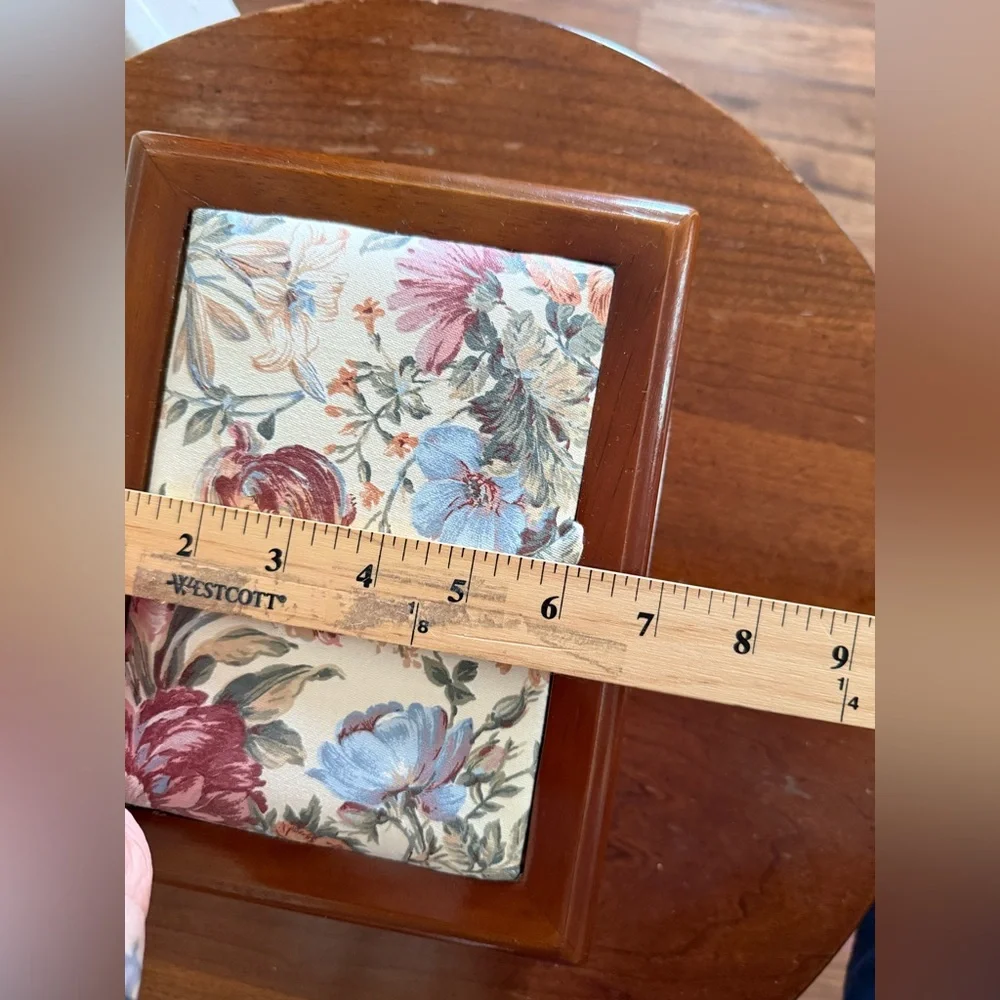 Vintage Wood Jewelry Box With Floral Fabric Cottagecore - Picture 10 of 10